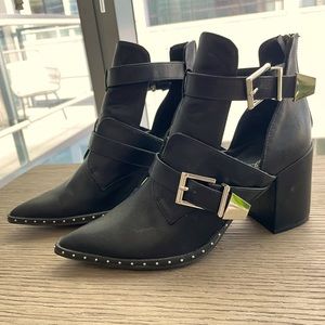 Cut Out Heeled Booties